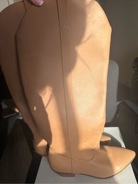 Over-the-Knee Women's Boots in Light Brown